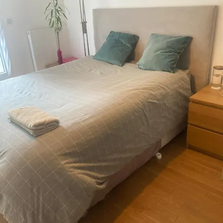 Belle Avec Acces A Terrasse * パリ